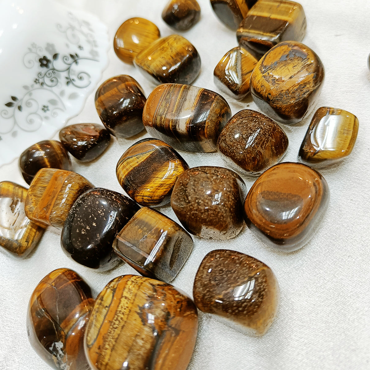 Tiger Eye Tumble