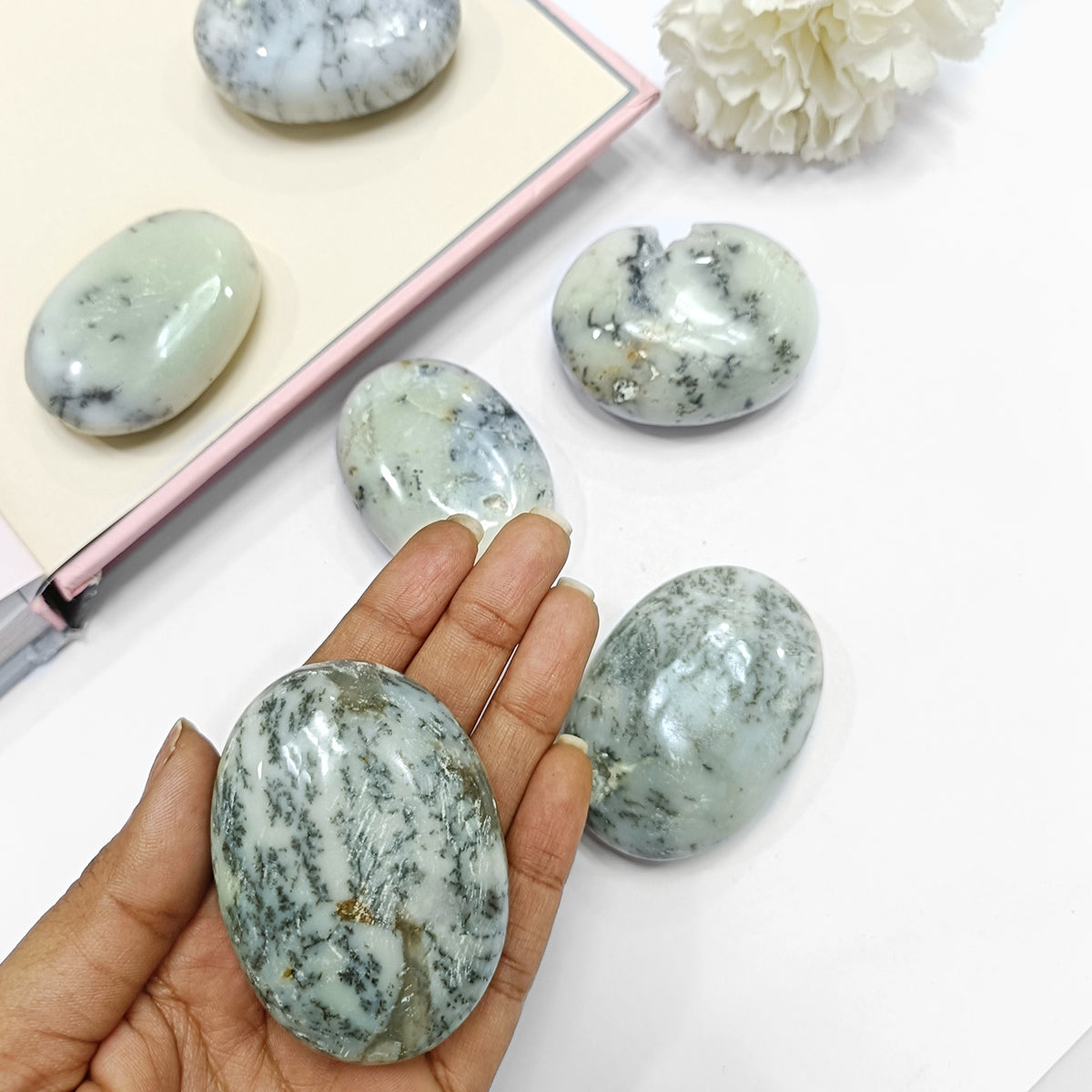 Dendrite Palm Stone