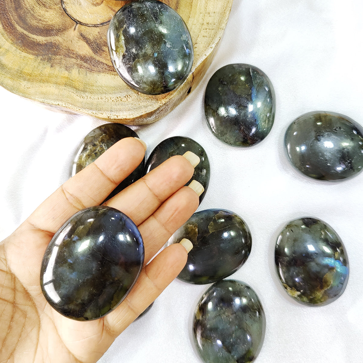 Labradorite Plam Stone