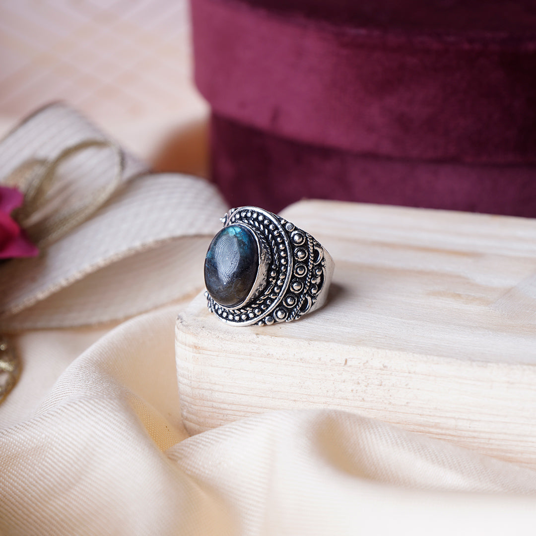 Labradorite Crystal Design Ring