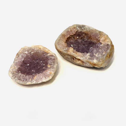 Amethyst Opening Geodes