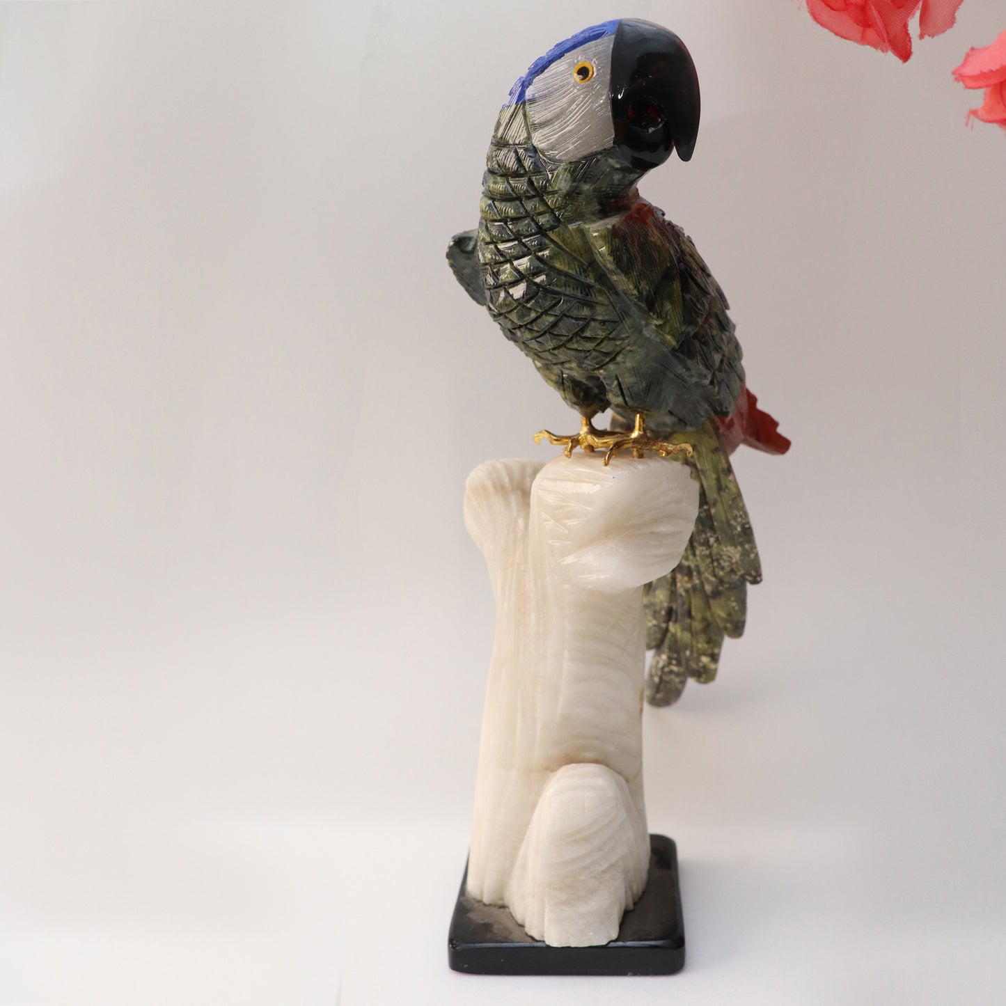 Gemstone Parrot Toucan 1423 GRM