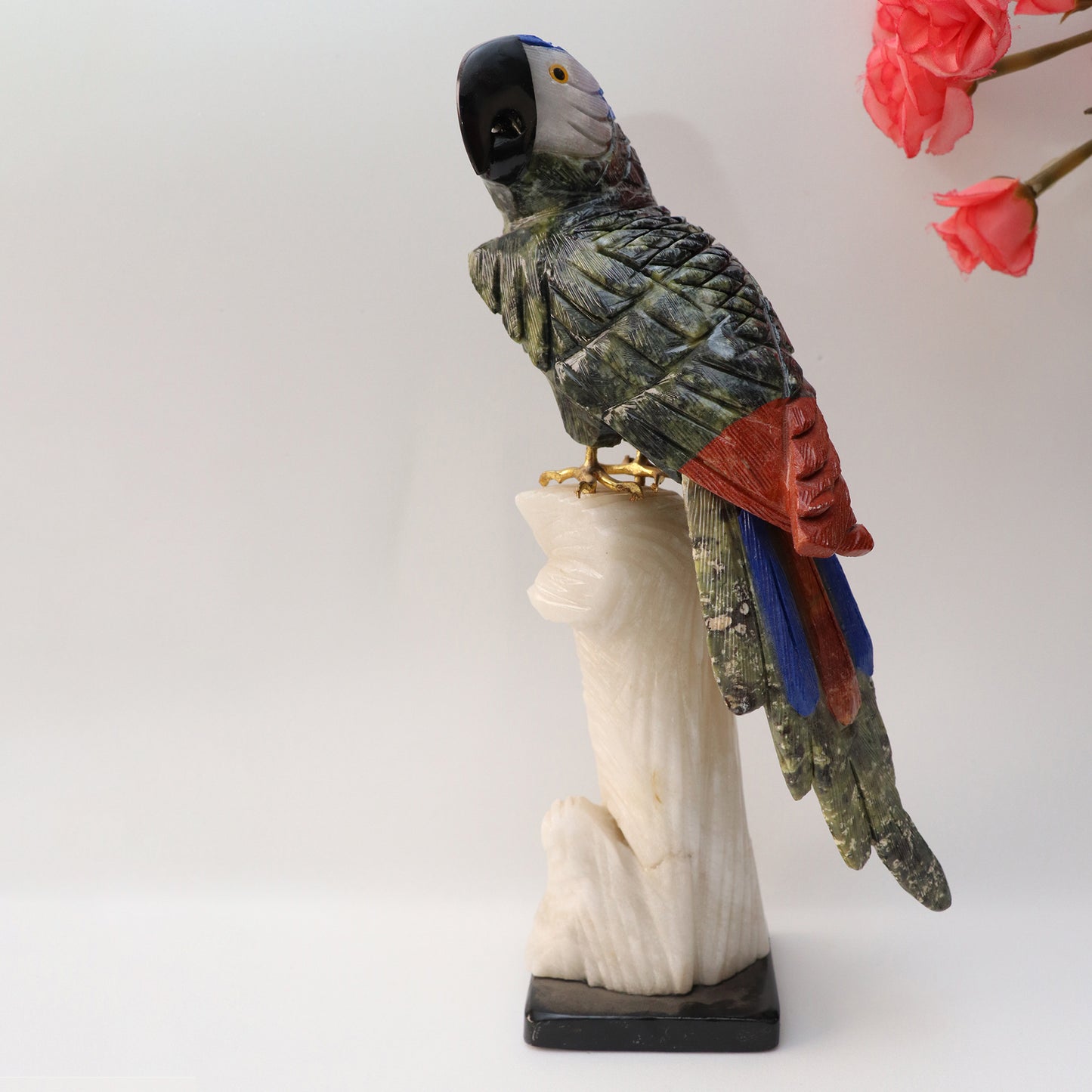 Gemstone Parrot Toucan 1423 GRM